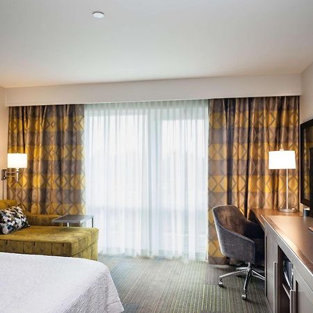 Hampton Inn & Suites By Hilton Seattle/Northgate Exteriör bild