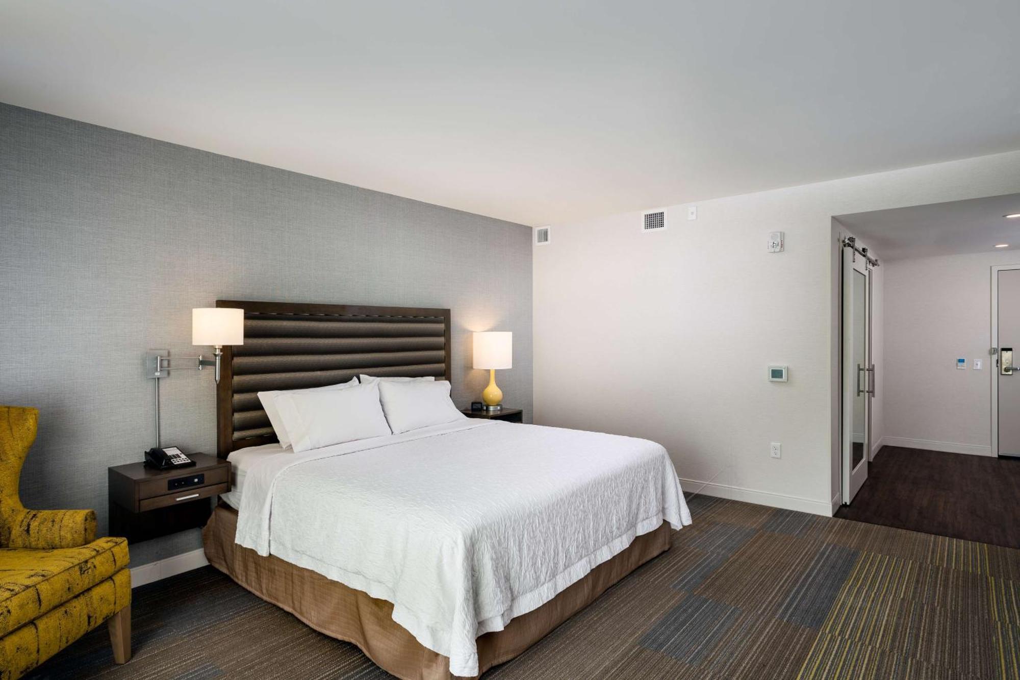 Hampton Inn & Suites By Hilton Seattle/Northgate Exteriör bild