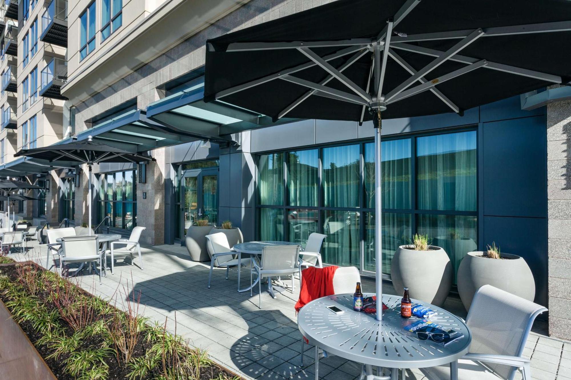 Hampton Inn & Suites By Hilton Seattle/Northgate Exteriör bild
