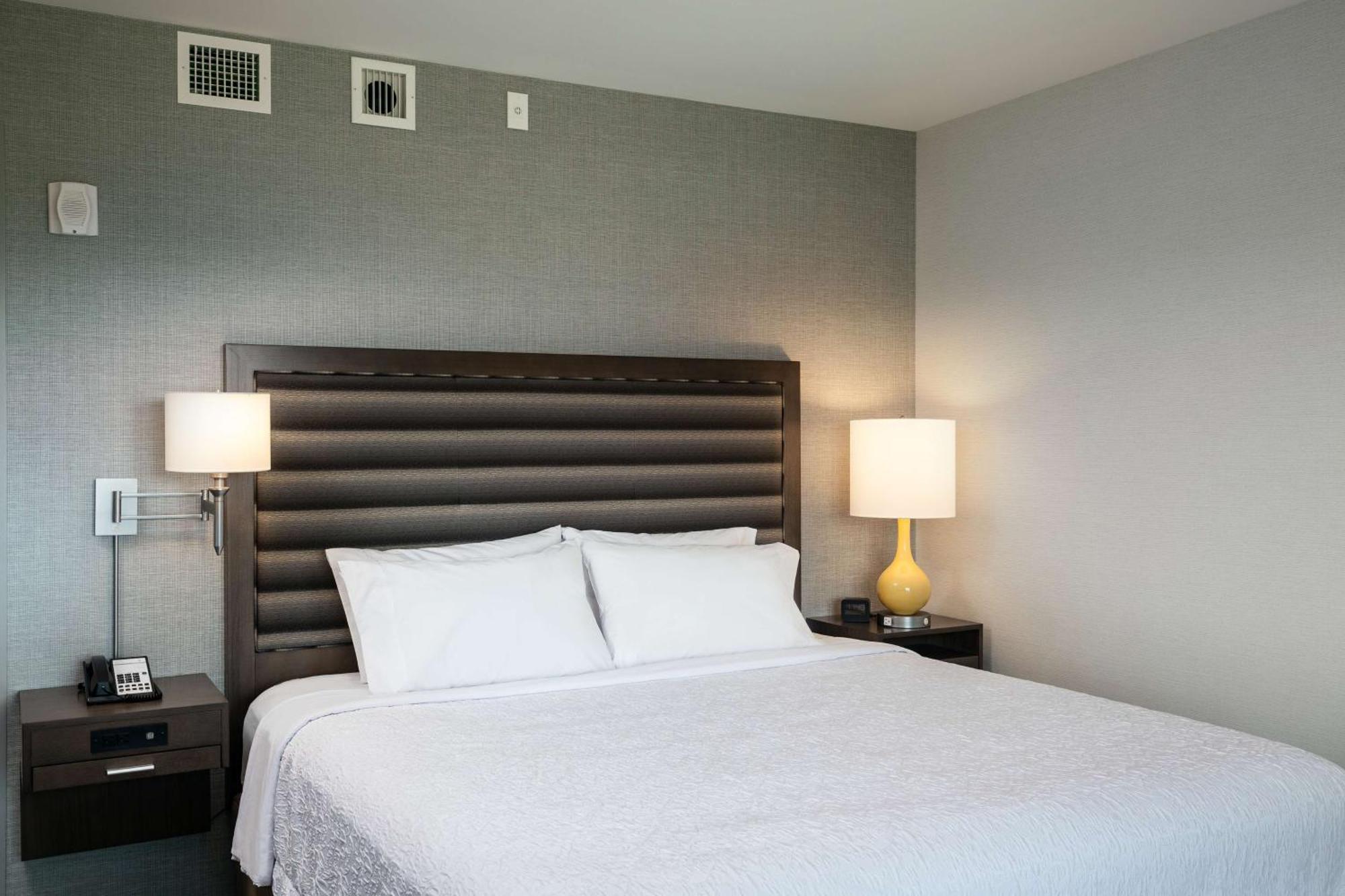 Hampton Inn & Suites By Hilton Seattle/Northgate Exteriör bild