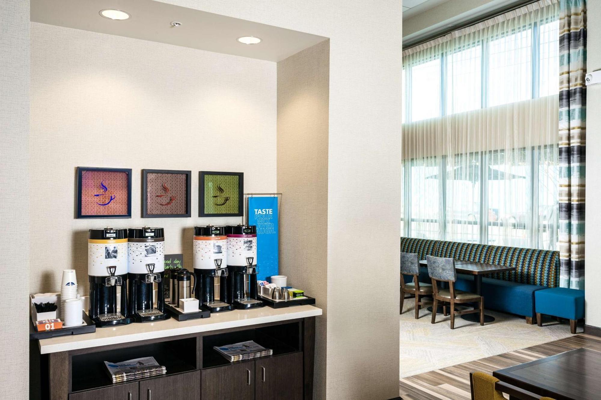 Hampton Inn & Suites By Hilton Seattle/Northgate Exteriör bild