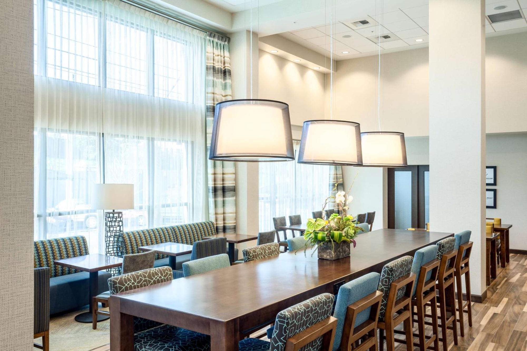Hampton Inn & Suites By Hilton Seattle/Northgate Exteriör bild